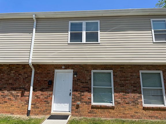2nd image of 2335 Carmine St #3