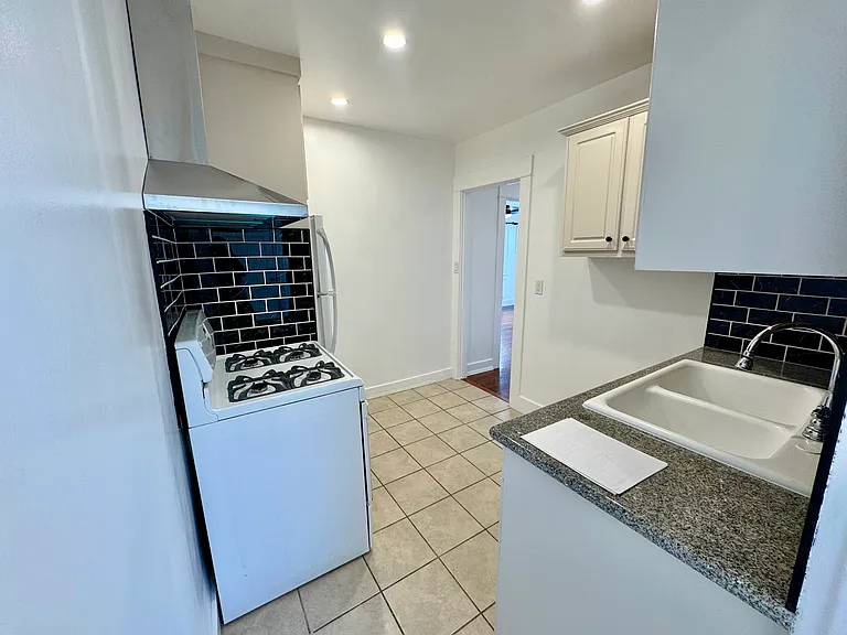 36 N Bushnell Ave #A — Photo 12
