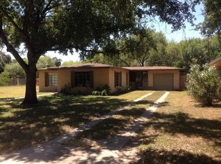 215 Oris Ln, Kingsville, TX 78363