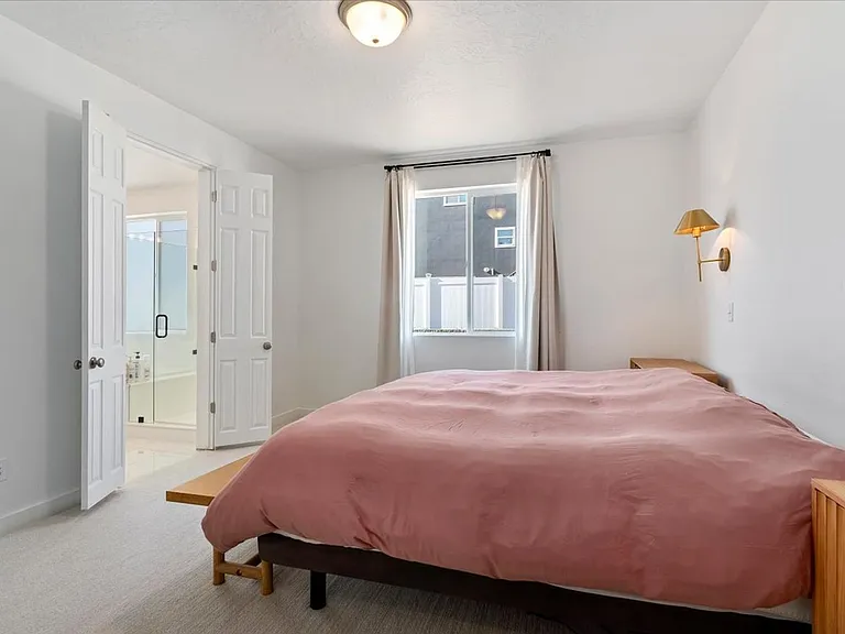 2869 S Drake Ave — Photo 4