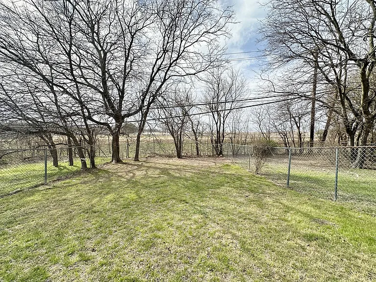 1807 N Ws Young Dr — Photo 19