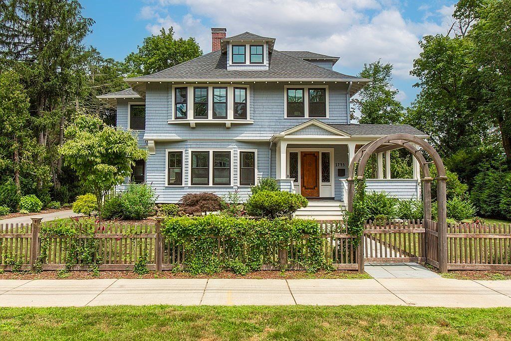 1743 Beacon St, Newton, MA 02468 Zillow