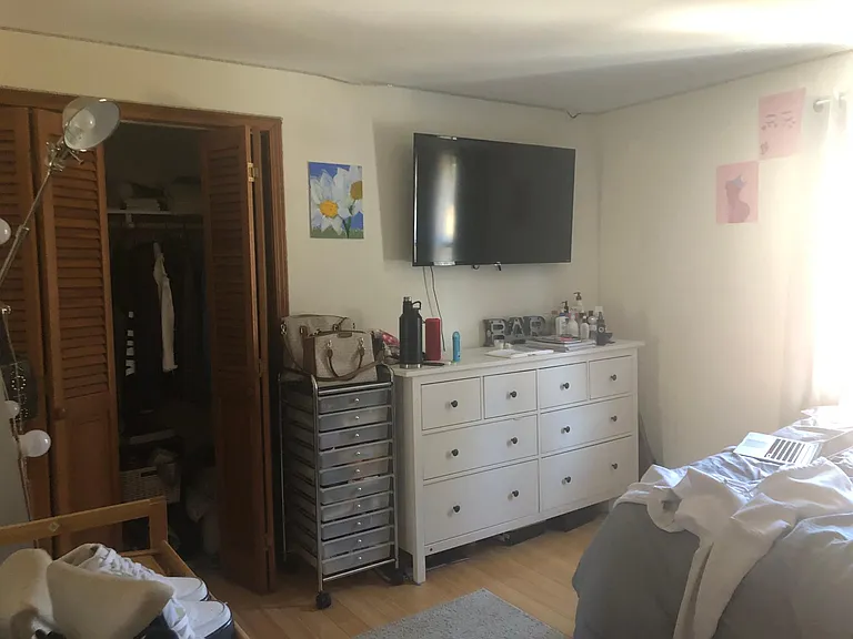 23 Hampshire Dr — Photo 8