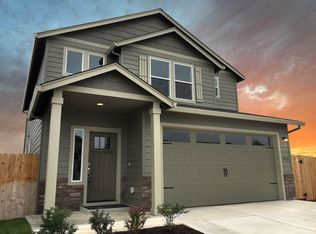 1472 Flower St, Medford, OR