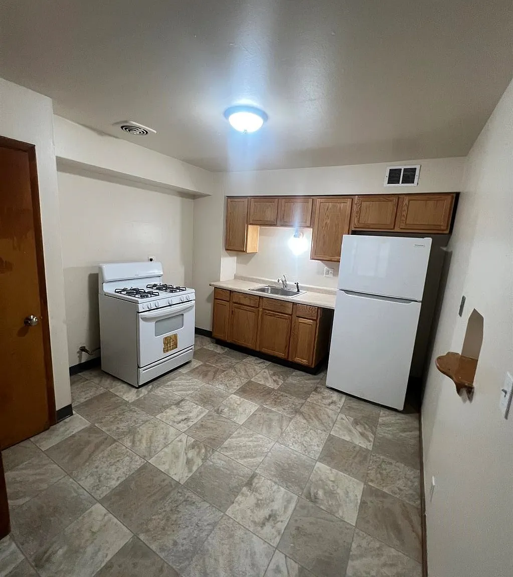 7125 W Appleton Ave — Photo 4