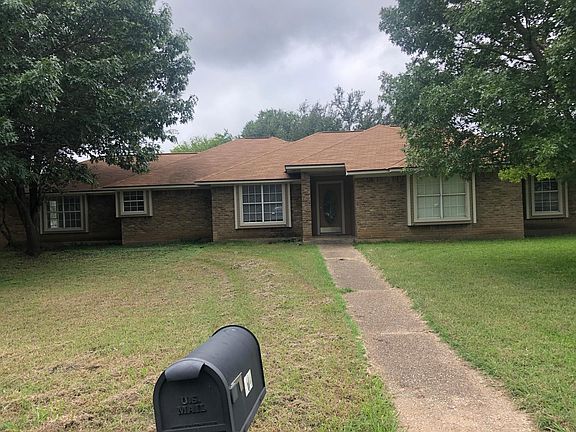 2nd image of 504 Dal Paso Dr