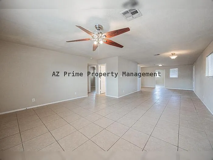 2062 E Nancy Ln — Photo 4