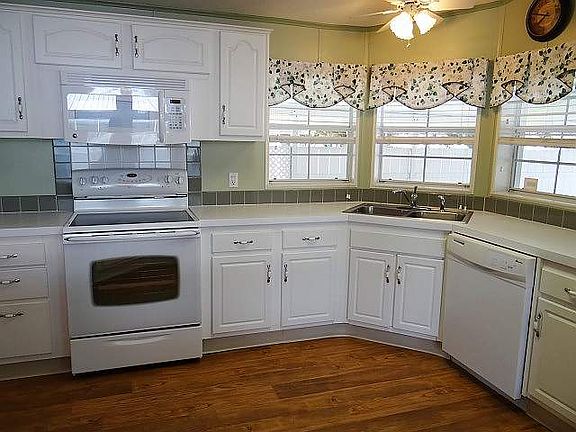 2nd image of 1016 Cedar Glen Dr