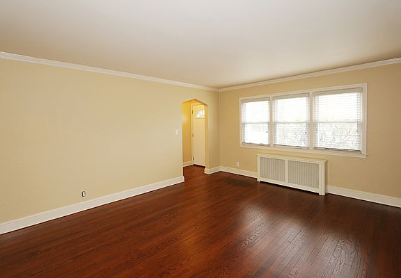 2nd image of 6 Aster Dr