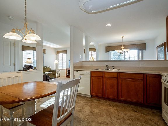 3rd image of 206 Macintosh Ave #13-1
