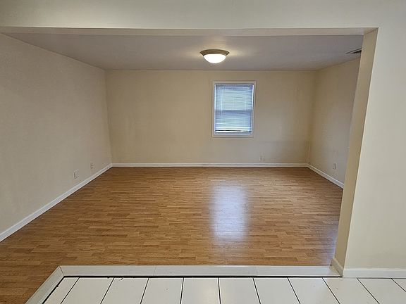 2nd image of 23 1st St #2
