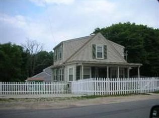 1738 Meridian St, Fall River, MA 02720