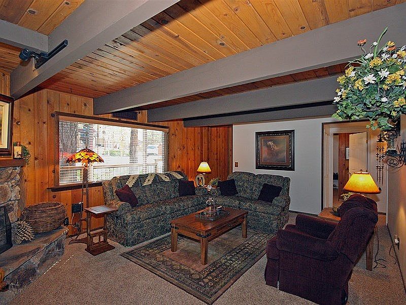 1st image of 451 Belmont Dr
