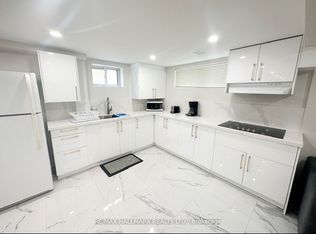 198 Maxome Ave, Toronto, ON M2M 3L2