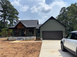 5519 4th St, Hokes Bluff, AL 35903