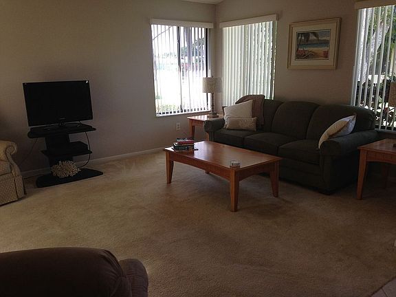 3rd image of 2915 NW 12th St APT B