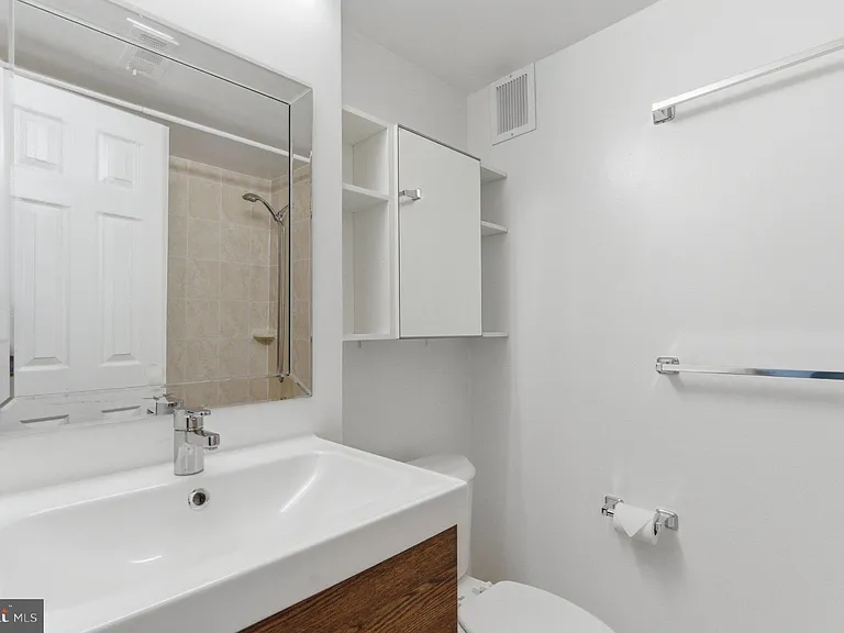 5340 Holmes Run Pkwy #1519 — Photo 18