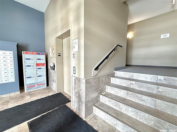 3rd image of UNIT 202-702 Hart ROAD