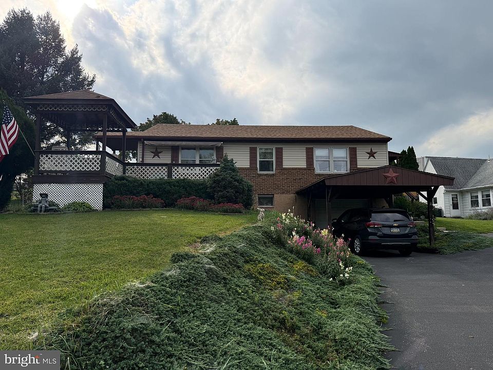 2nd image of 3526 Rosedale Ave