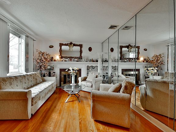 4th image of 5-11 17th St #1X
