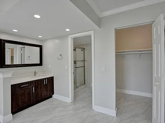 Primary Powder room