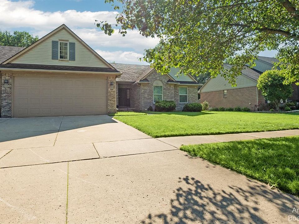 1st image of 11001 Beechwood Ct