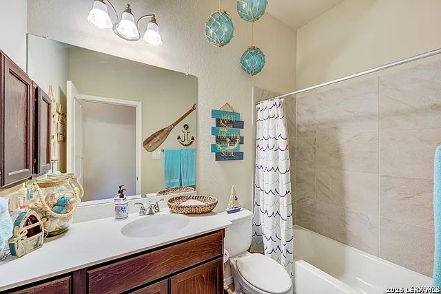 2051 Hardee Pass — Photo 16