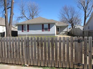 910 N Prospect Ave, Springfield, MO 65802