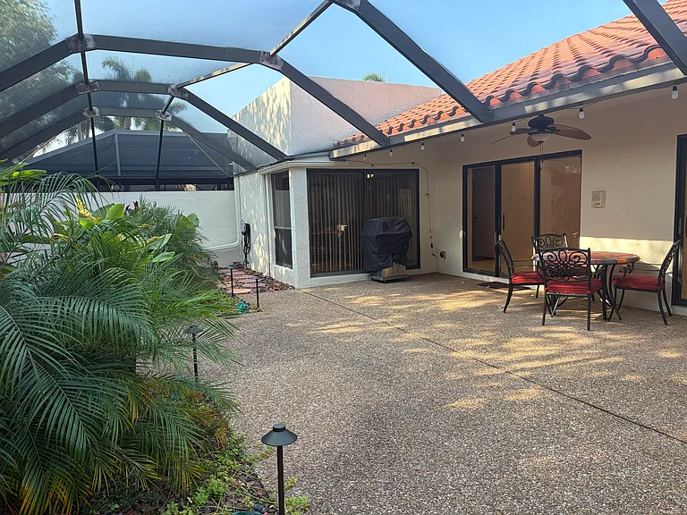 21435 Campo Allegro Dr — Photo 36