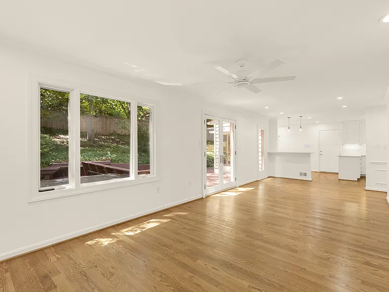 1318 Round Oak Ct — Photo 20