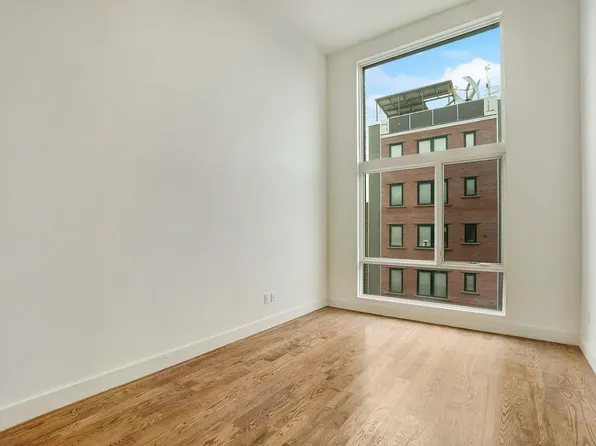 149 West 9th Street image 1 of 8