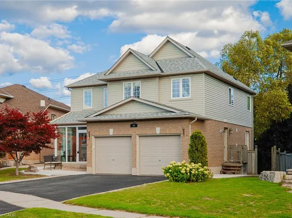 44 Pentland Rd, Hamilton, ON L8B 0P7
