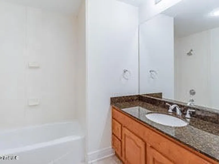 2668 Beach Blvd #1403 — Photo 21