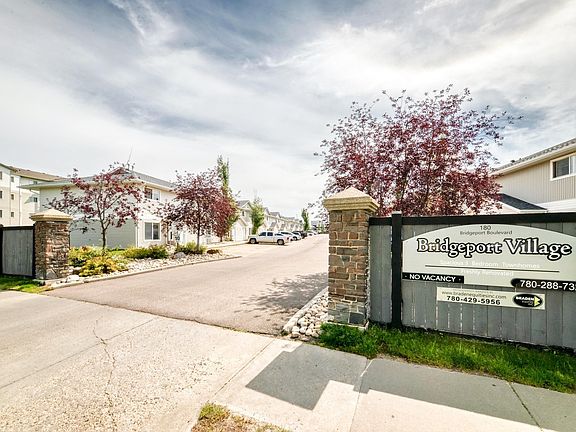 2nd image of 180 Bridgeport Blvd #158