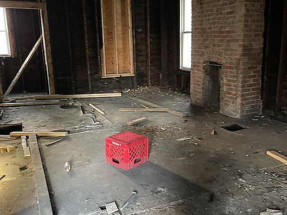 4th image of 441 N Monroe Ave