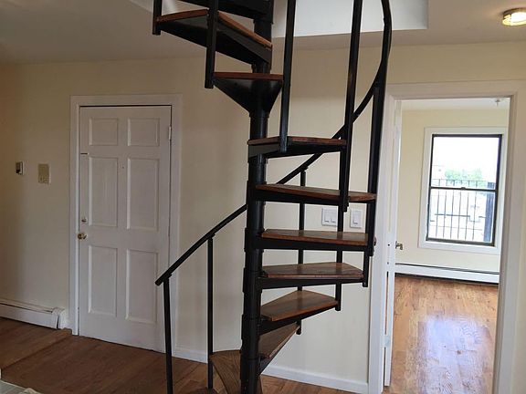 2nd image of 131 Beach 122nd St #3