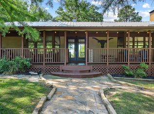 252 Hacienda Dr, Pottsboro, TX 75076
