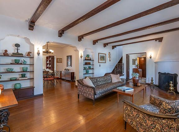 5th image of 359 N Heather Heights Court