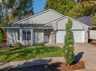 21181 SW Houston Dr, Sherwood, OR 97140