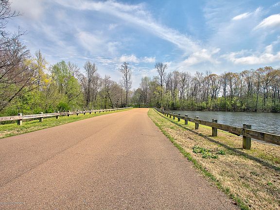 5th image of 4656 Bonne Terre Dr