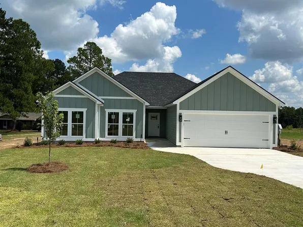 1399 Rutland Rd, Tifton, GA 31793