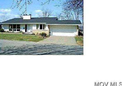 1st image of 51 Willowbrook Dr