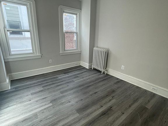 3rd image of 612 W Chew Ave Floor 2