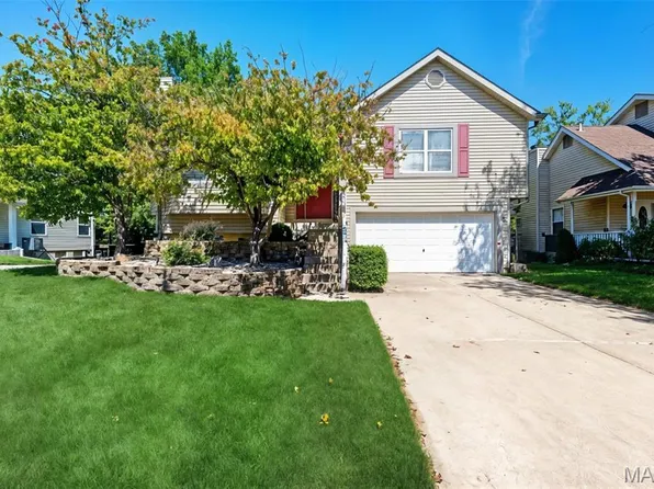 1512 Brittany Cv, Saint Charles, MO 63304