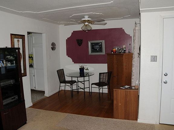 Hardwood Floors In Dining Area