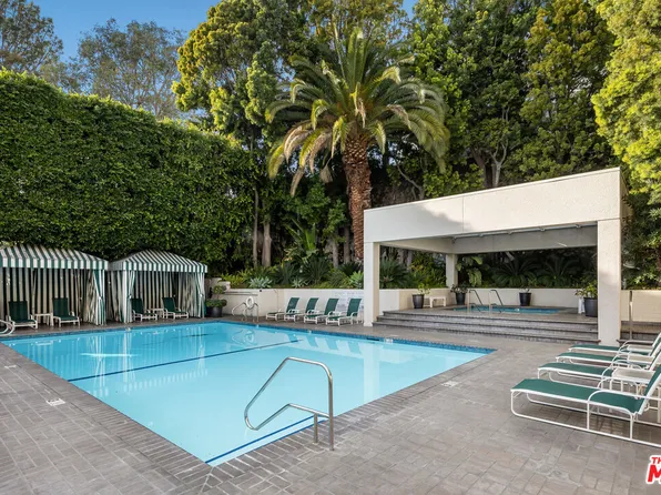 1131 Alta Loma Rd APT 412, West Hollywood, CA 90069