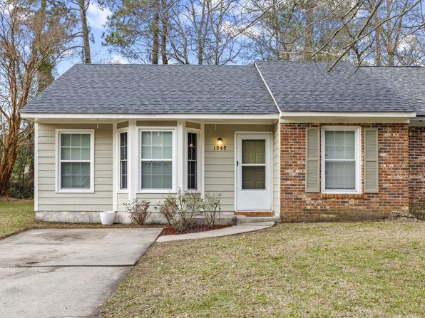 1949 Rolling Ridge Dr