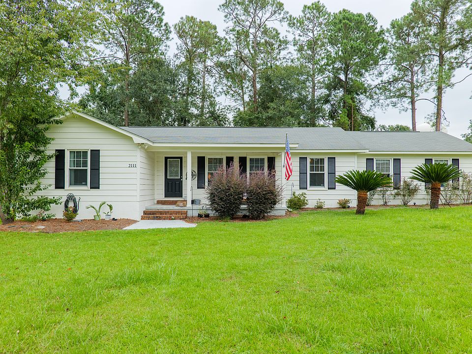 1st image of 2111 Pinecliff Dr