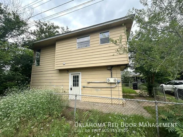 422 S 4th St #C, McLoud, OK 74851