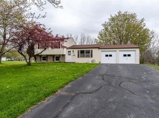 7165 Eastwood Cir, Lima, NY